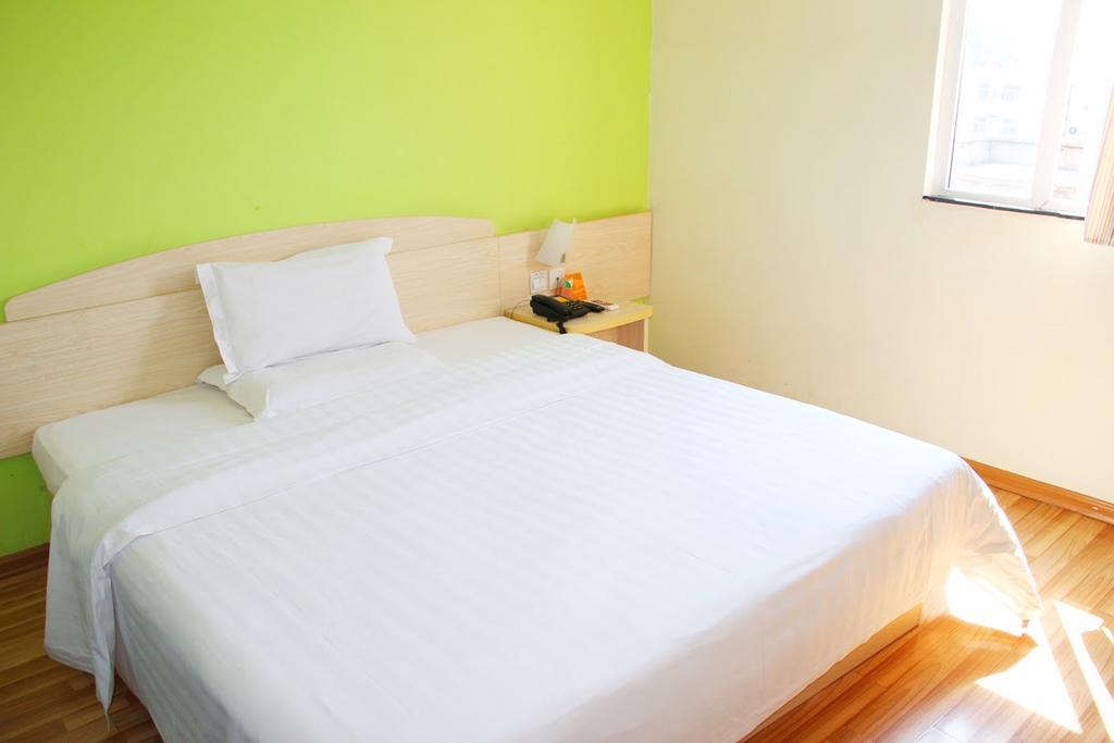 7Days Inn Nanchang North Railway Station Square Nanchang (Jiangxi) Exterior foto