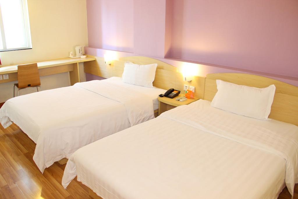 7Days Inn Nanchang North Railway Station Square Nanchang (Jiangxi) Exterior foto