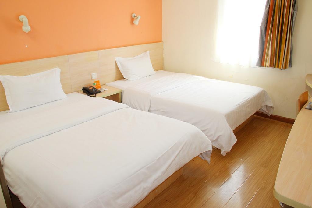 7Days Inn Nanchang North Railway Station Square Nanchang (Jiangxi) Exterior foto